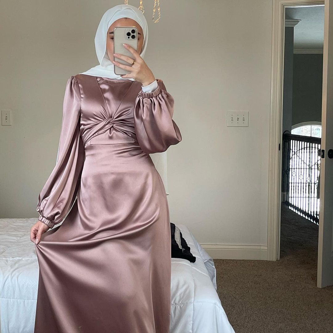 Rose Satin Abaya