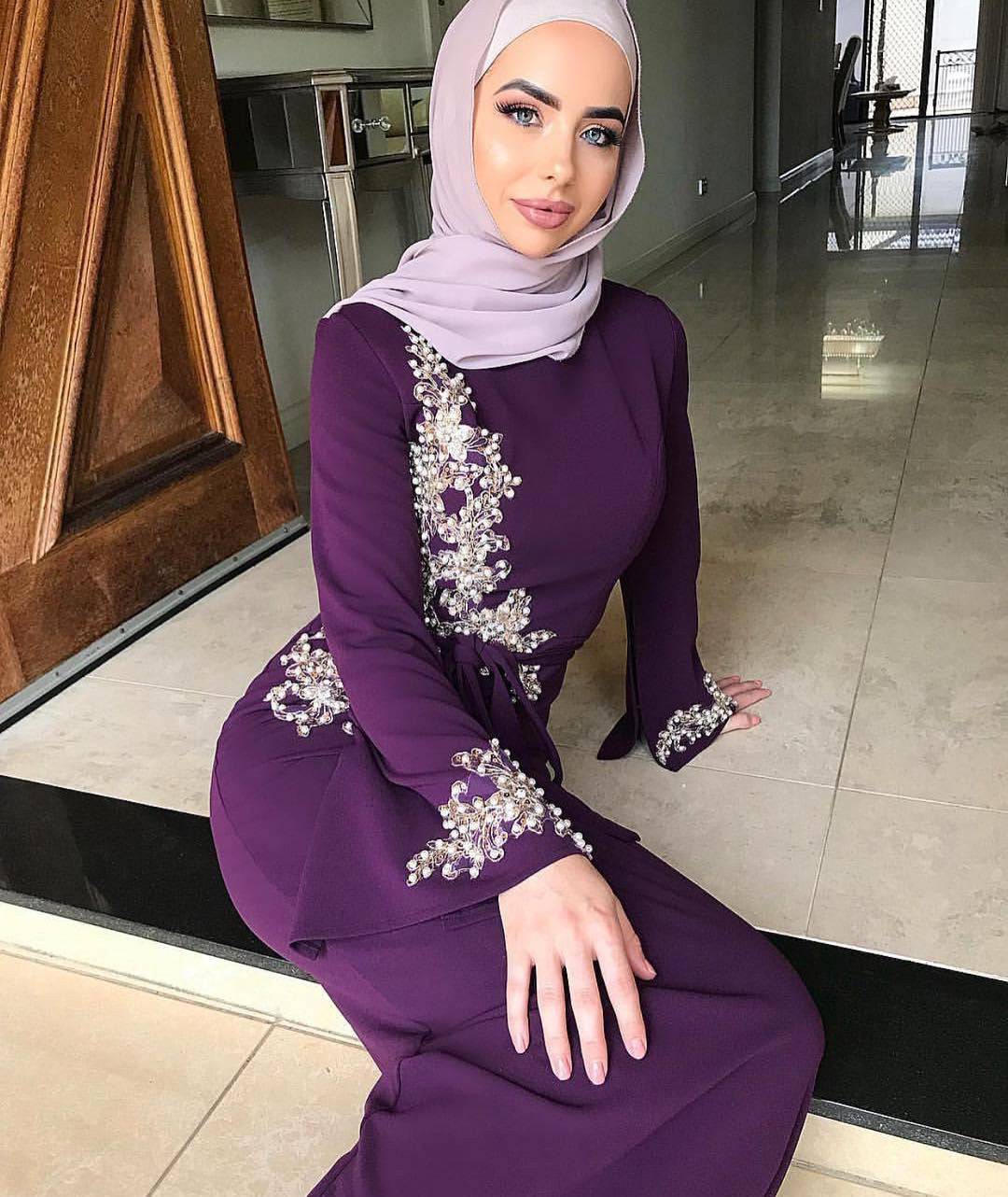 Flower Embroidered Abaya